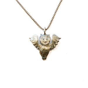 Pöllö huhuu! Riipus